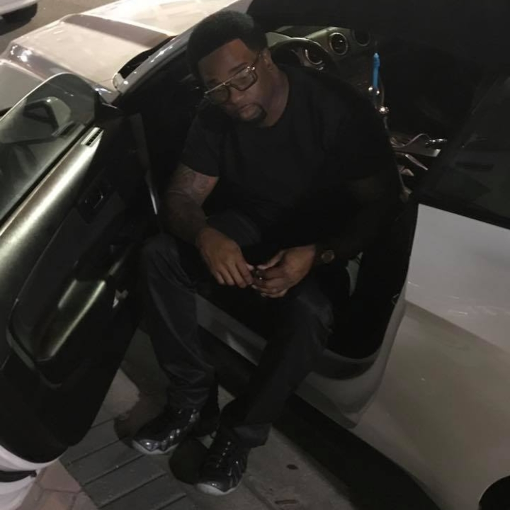 Meet your Posher, Leon